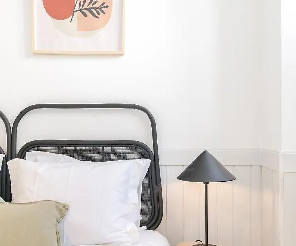 Casa Boma - Modern And Stylish With Private Terrace - Lapa Iv * Lisboa