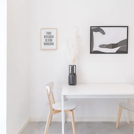 Casa Boma - Modern And Stylish With Private Terrace - Lapa Iv Daire *