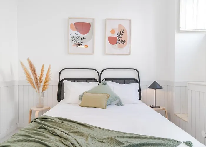 Casa Boma - Modern And Stylish With Private Terrace - Lapa Iv *